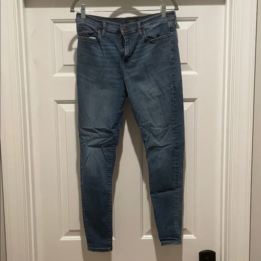 Banana Republic Women's Skinny Jeans in Blue